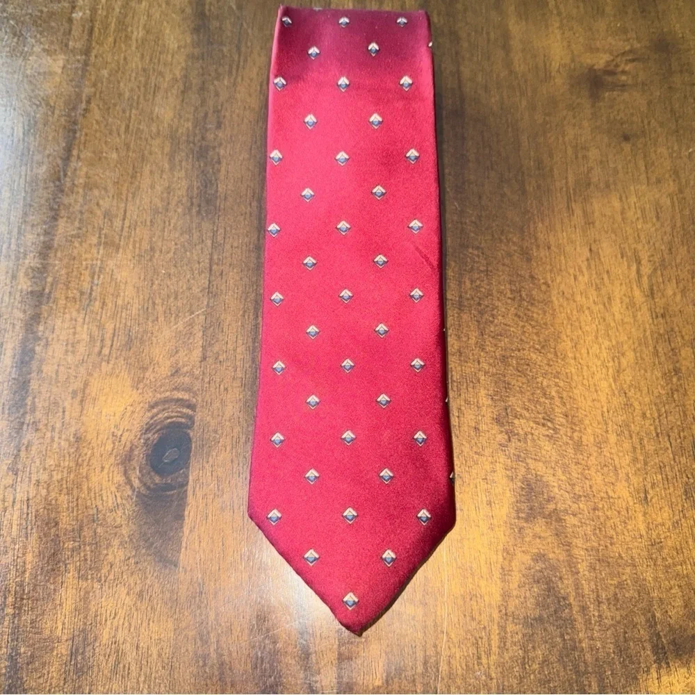Vintage Prince Igor Neck Tie Burgundy Silk w Mini Diamond Pattern 3” W x 54” L